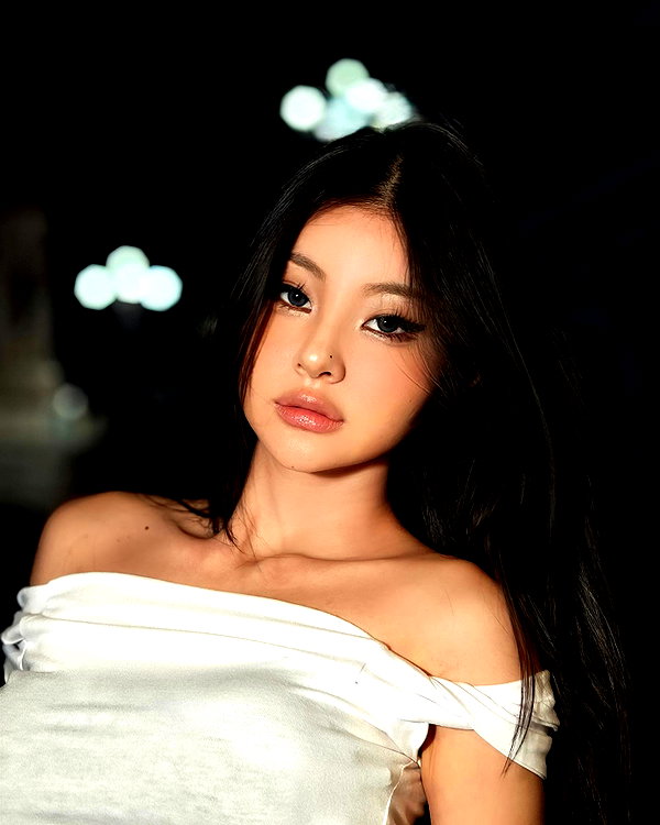 ll.lu1s instagram image archive image