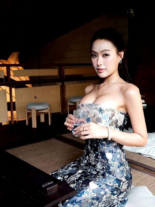 lyhythuedoxinh instagram image archive image