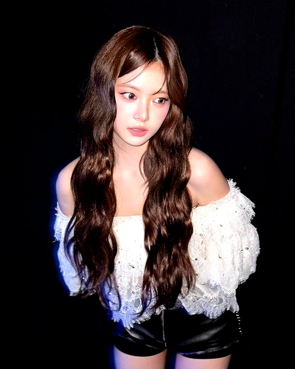 hhh.e_c.v instagram image archive image