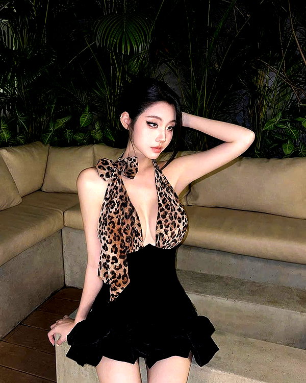 lyhythuedoxinh instagram image archive image