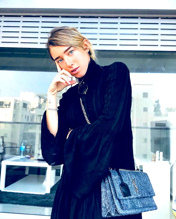 annezivi instagram image archive image