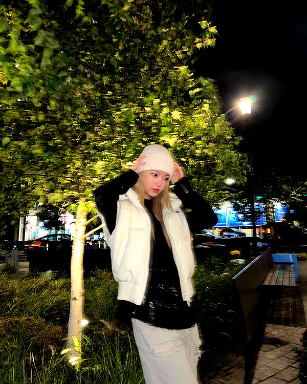 hhh.e_c.v instagram image archive image