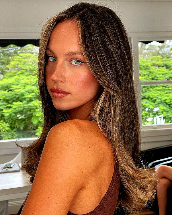 olivia.mathers instagram image archive image