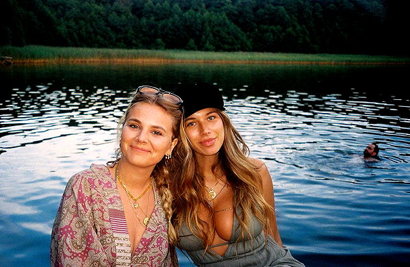 pia__kim instagram image archive image