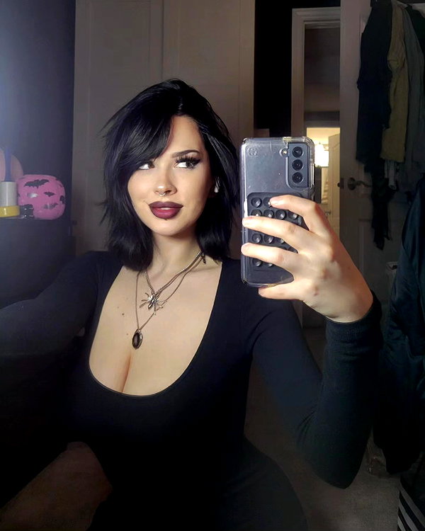 rixiadigivolved instagram image archive image
