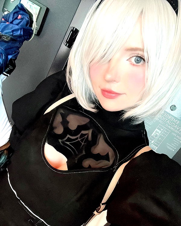 peachmilky_ instagram image archive image