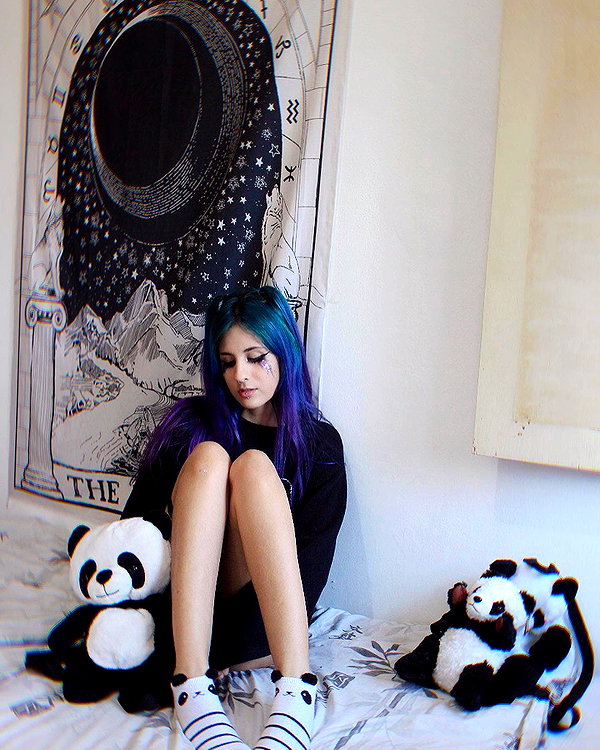 jadelaverne instagram image archive image