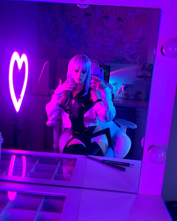 jadelaverne instagram image archive image