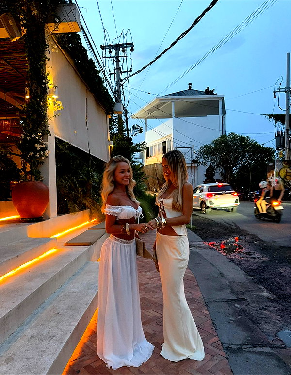 allieauton instagram image archive image