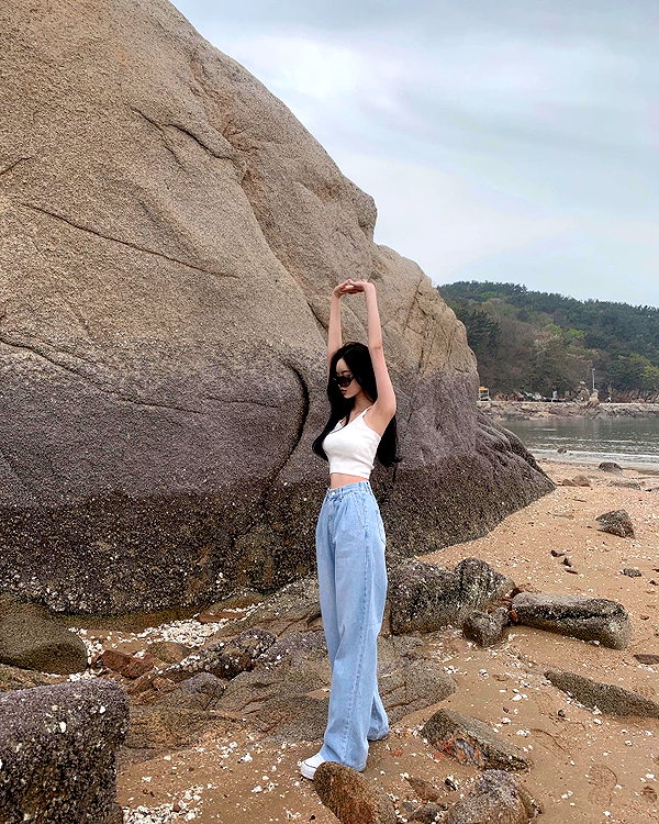 daxbin instagram image archive image