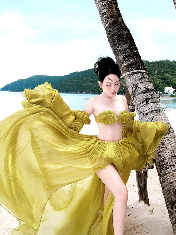 lyhythuedoxinh instagram image archive image