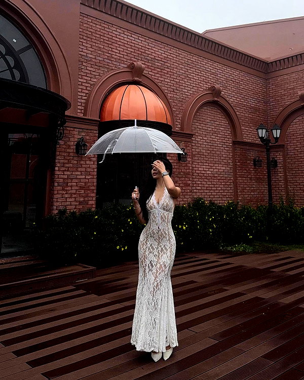 lyhythuedoxinh instagram image archive image