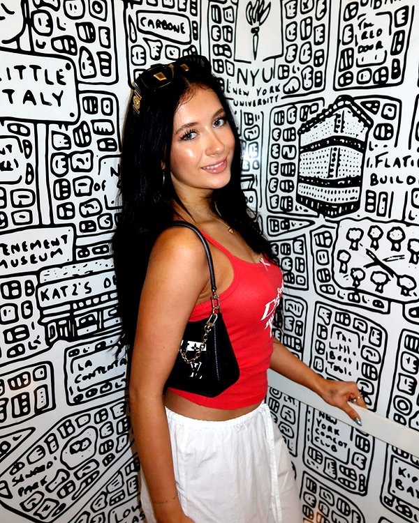 ellianawalmsley instagram image archive image