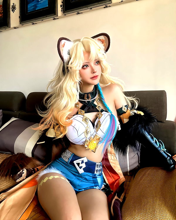 gallery_cosplayer instagram image archive image