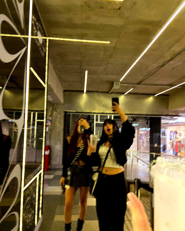is2tian instagram image archive image