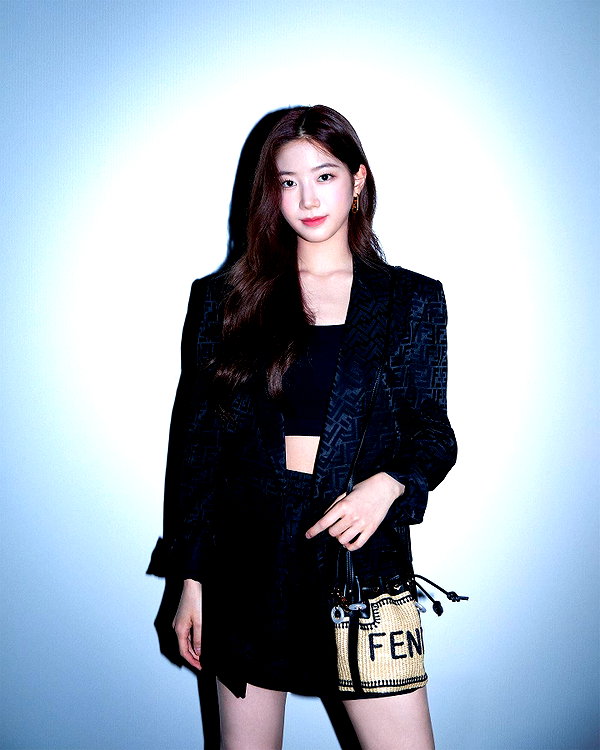 zuhazana instagram image archive image