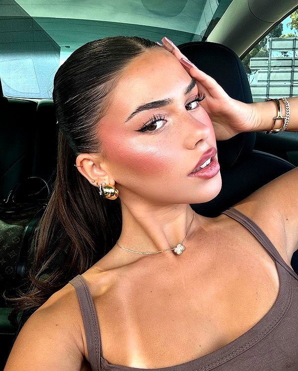 leahhalton instagram image archive image