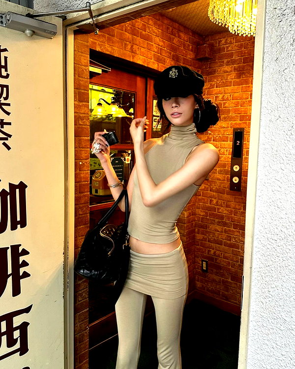 fair_mua instagram image archive image