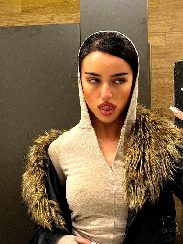 ellachristo instagram image archive image