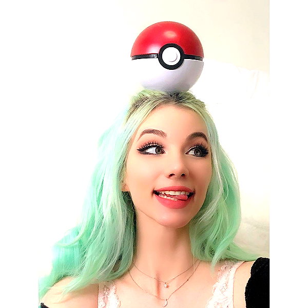 danielle.mercedie instagram image archive image
