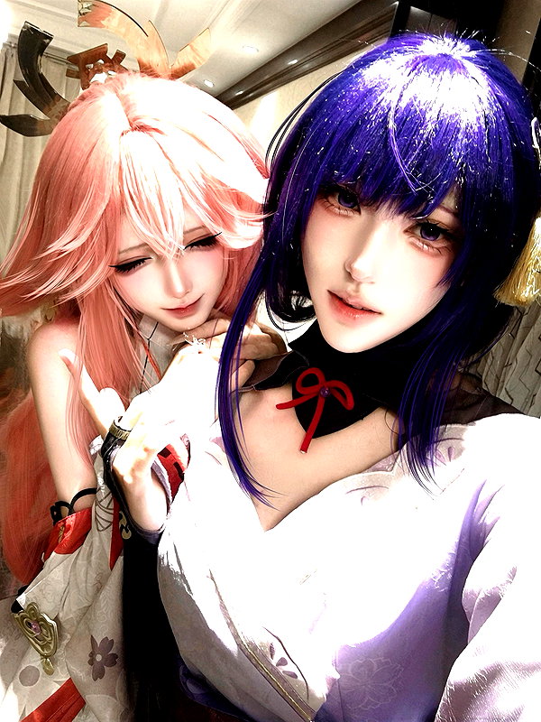 gallery_cosplayer instagram image archive image