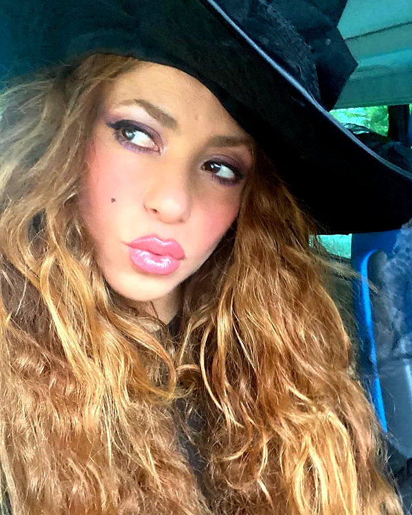 shakira instagram image archive image