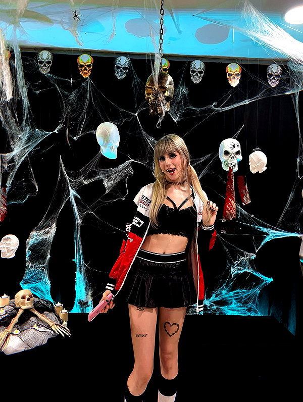 jadelaverne instagram image archive image
