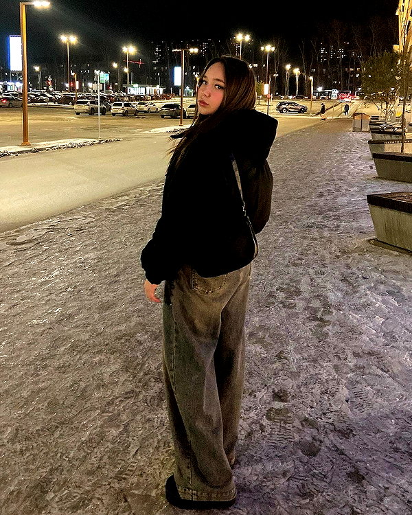 vslunz instagram image archive image