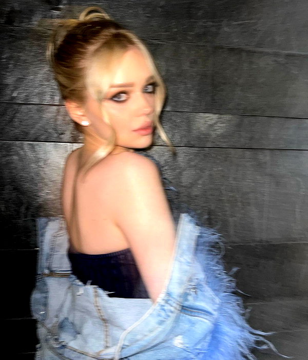 esmireal instagram image archive image