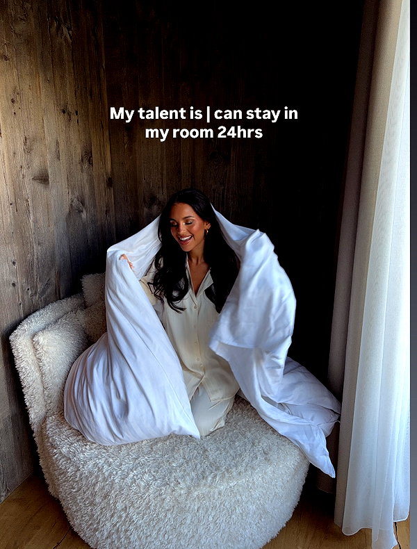 zoeliss instagram image archive image