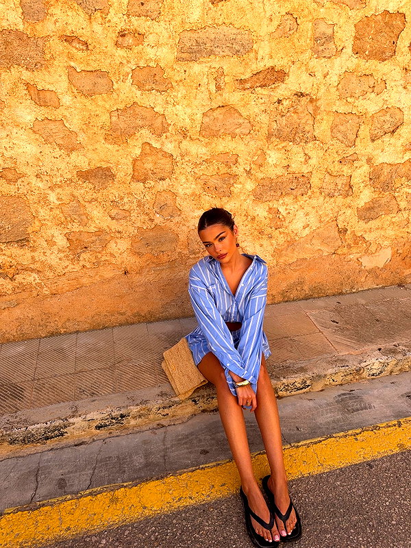 oliviaphillipps instagram image archive image