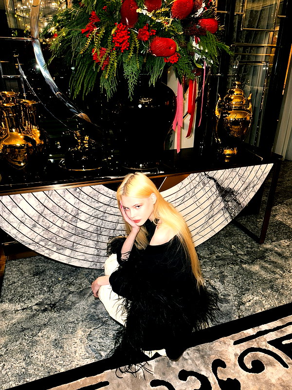 alisen.mari instagram image archive image