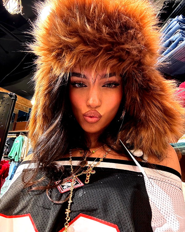 ellachristo instagram image archive image