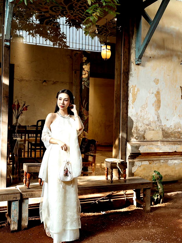 lyhythuedoxinh instagram image archive image