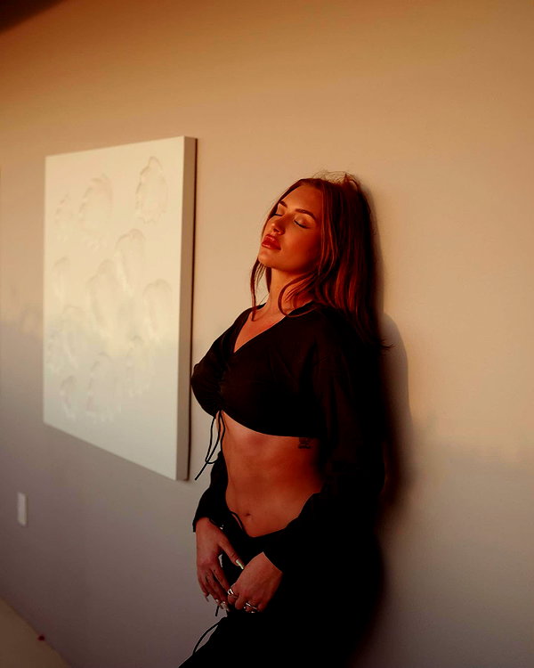 staskaranikolaou instagram image archive image