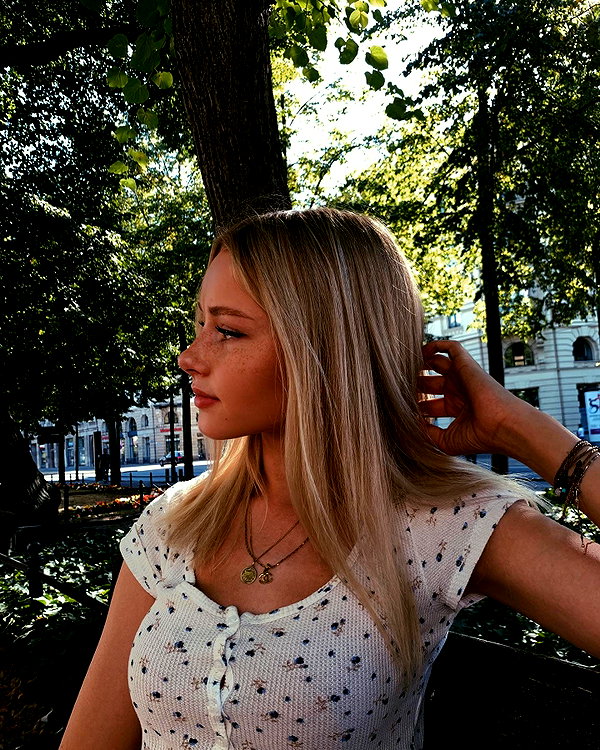 lilih instagram image archive image