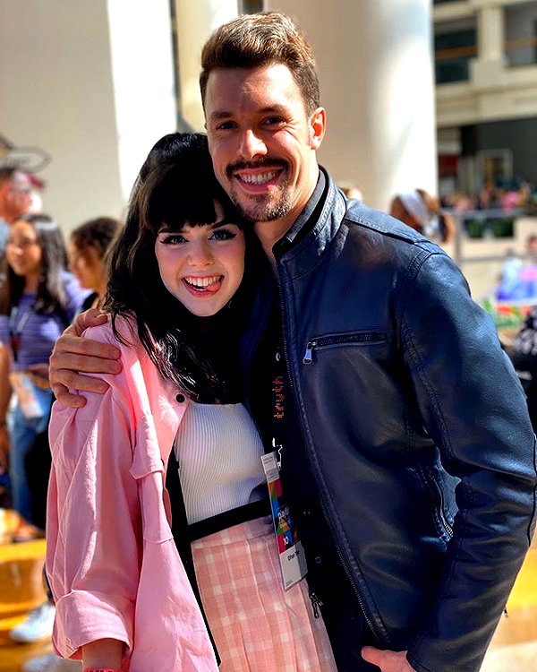 yeahimcaroline instagram image archive image