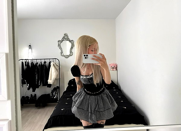 _lia.moon archive image