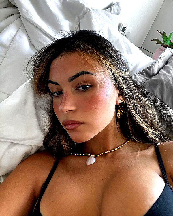 gabimfmoura instagram image archive image