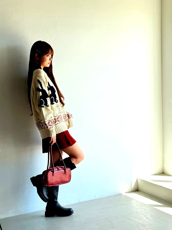 hhh.e_c.v instagram image archive image