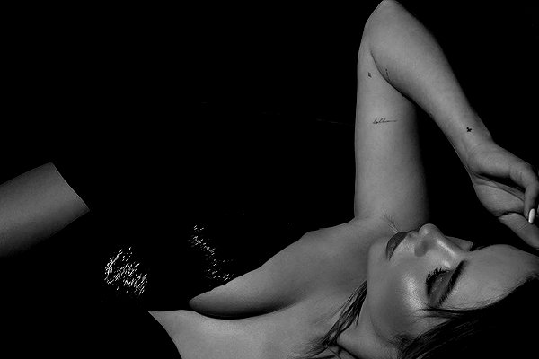 ashleybenson instagram image archive image