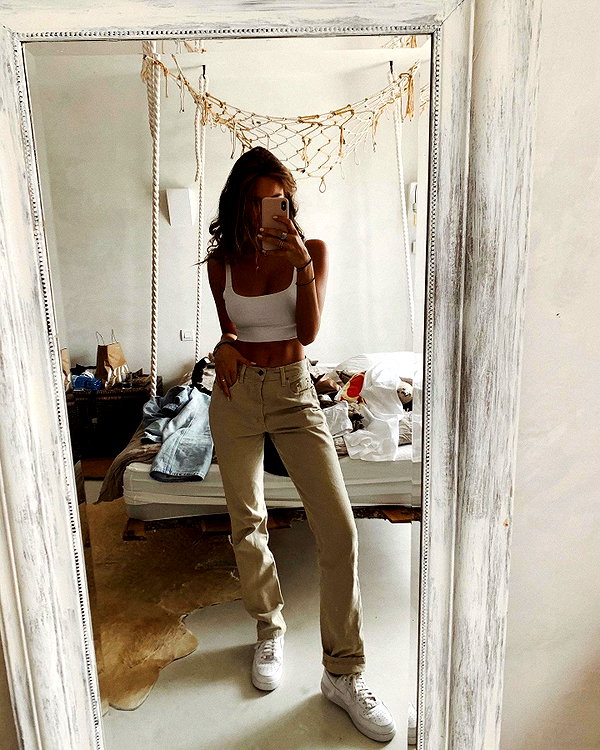 pia__kim instagram image archive image