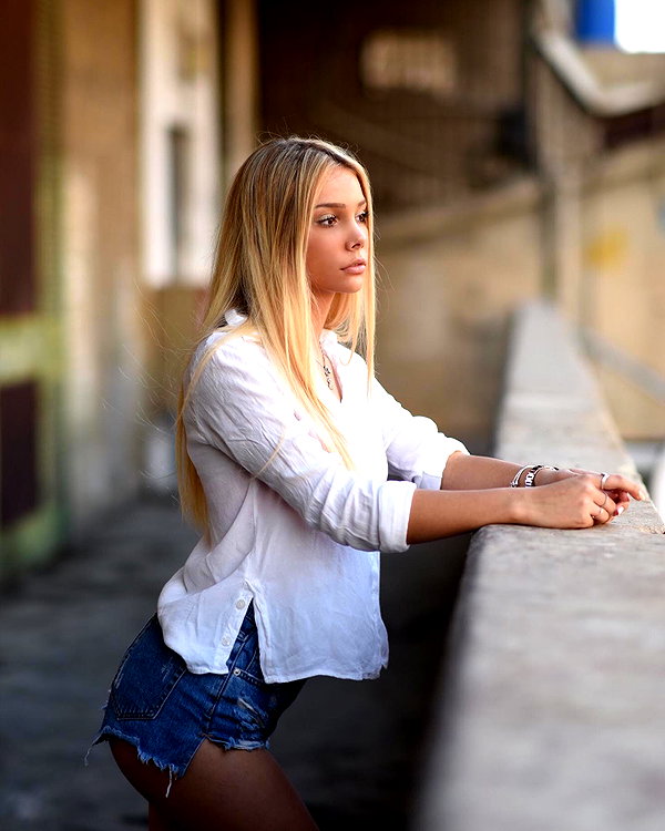 yulia.isakov instagram image archive image