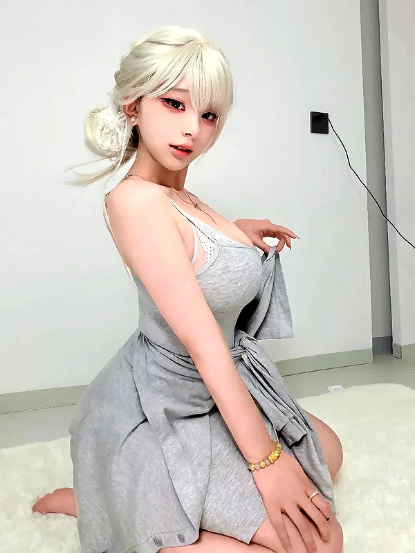yingyinng_ instagram image archive image