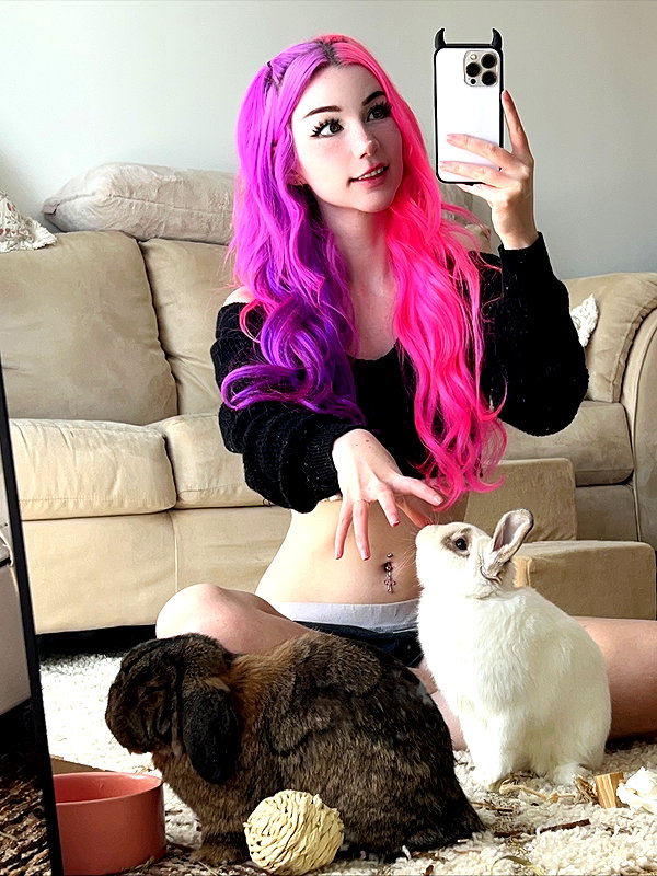 danielle.mercedie instagram image archive image