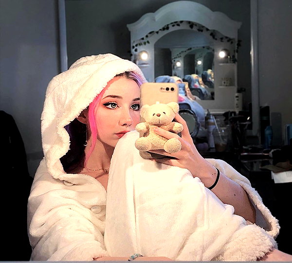 danielle.mercedie instagram image archive image
