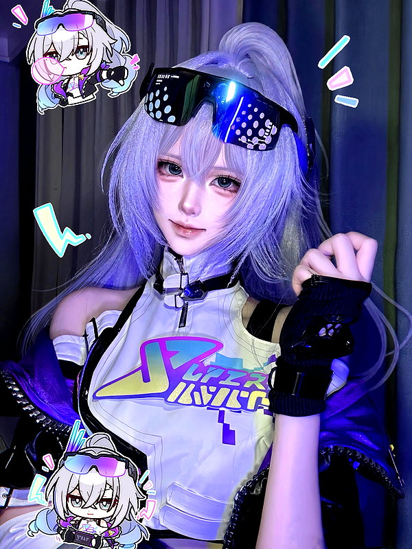 gallery_cosplayer instagram image archive image