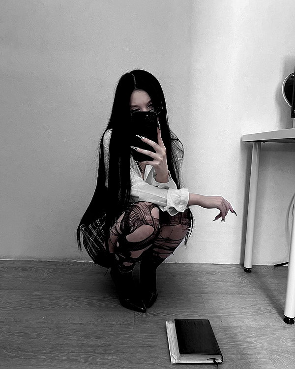 glowmoonshorty instagram image archive image