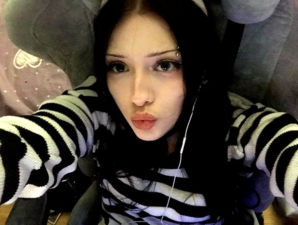 chrisstinalekss instagram image archive image