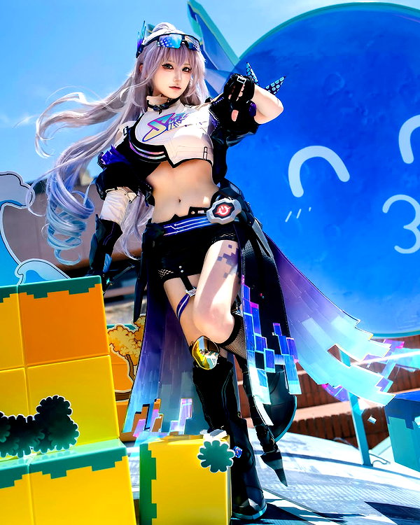 miee_cos instagram image archive image